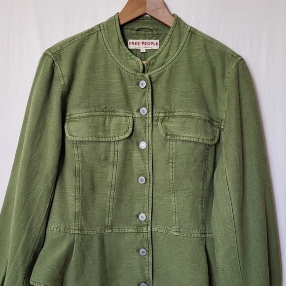 Unworn Free People Joselyn Cotton Washed Distress Jacket in Green - Picture 7 of 12